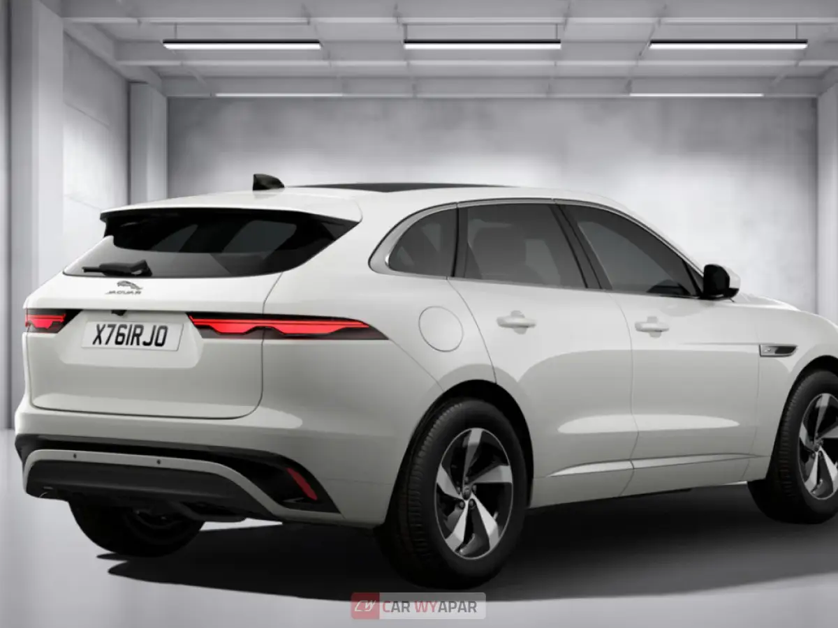 Jaguar F Pace